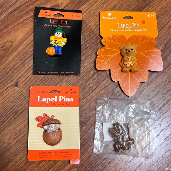 Hallmark Fall Theme Lapel Pins Vintage Lot of 4 NIP - Picture 1 of 9